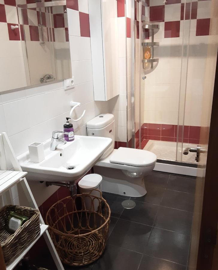 Apartamento Cine Colon 2 Ribadeo Zewnętrze zdjęcie