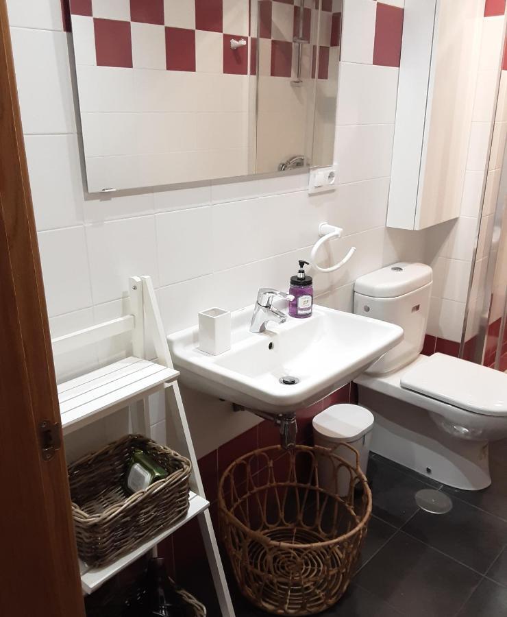 Apartamento Cine Colon 2 Ribadeo Zewnętrze zdjęcie